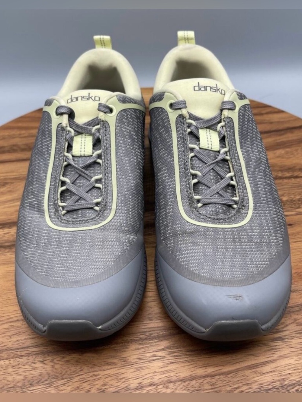 DANSKO Makayla Women’s 8.5/39 Gray Waterproof lightweight Vibram hiking sneakers
